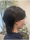【センターパートニュアンスパーマアッシュメンズウルフカット】
