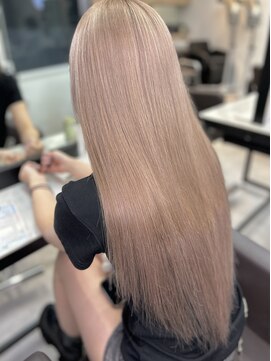 エリーツ 表参道(elyts) ハイトーンヘアー/シールエクステ/表参道