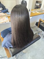 リ シャルム バイ エニーハウ 南七日町店(Re charm by anyhow)&nbsp;乾かすだけで艶髪になる縮毛矯正