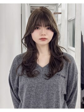 ゴウトゥデイ 横須賀店(GO TODAY) ロングハイレイヤー / ブリーチ無しアッシュ