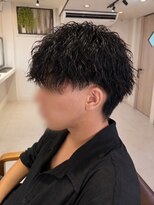 ヘアーメイク バス(Hair make bas) かるめのマッシュカットにツイストスパイラルパーマを!