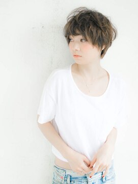 リリアン 青山(relian) ショートスタイルで横顔美人に♪