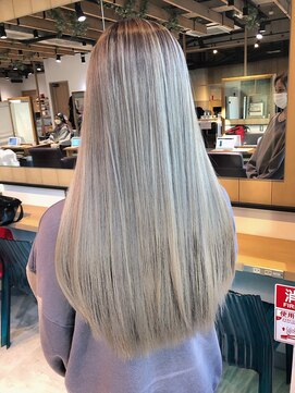 トゥルース 獨協大学前店(Hair&Make TRUTH) ベージュカラー