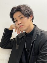 クオンヒール 堺筋本町店(QUON HEAL)&nbsp;センターパート/ソフトツイストパーマ/メンズショート