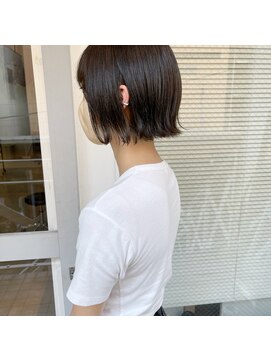 ミント(mint) 外ハネボブ/切りっぱなしボブ/ボブ/ショート/オリーブ