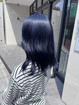 アソビ 表参道(ASOBI) 暗髪　ネイビーブルー　韓国巻き