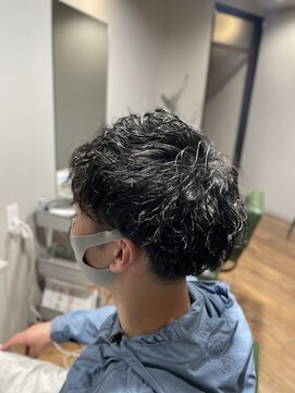 ティエル(tiers) スパイラルパーマ