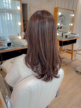 ネオリーブ チロル 横浜西口店(Neolive CiroL.) ふんわりレイヤーカット　大人可愛い