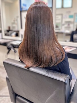 アパカバール 鳳店(Apa kabar) 20代30代にオススメ柔らかベージュブラウンスタイル