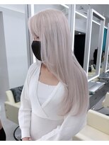 テイス 新宿(TACE)&nbsp;ホワイトレイヤー[ネビージュ/黒髪/小顔/新宿]