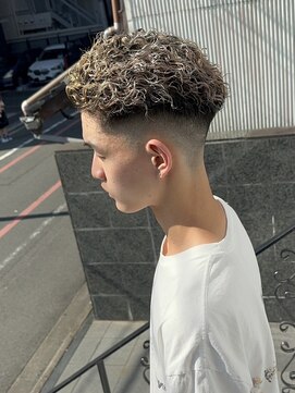 ミオ リベル(Mio'' LIBER) 極道パーマ×フェード