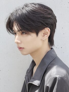 エイド 渋谷(aid) 毛流れナチュラルセンターパートツーブロックダウンパーマ渋谷