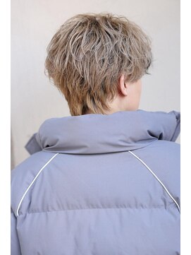 リップス 栄(LIPPS) 韓国スパイラルパーマニュアンスパーママッシュショート