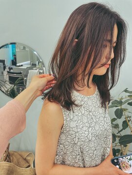 ミッシュバイアーバン(misch by urban.) レイヤーカット/ラベンダーカラー/フェイスレイヤー 【堀 春菜】