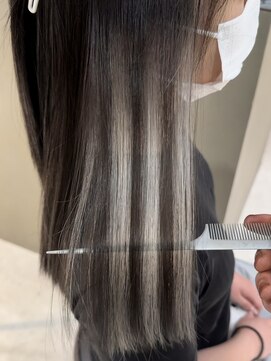 メリー オオサカ(Merly Osaka) ハイライト/似合わせカット