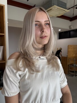 ワンバイワン(One×One) ホワイトカラー