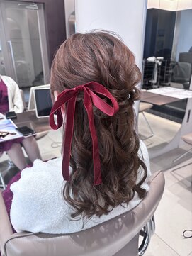 ビオラバイフーガ 綱島(Viola by FUGA) 王道ゆるふわハーフアップ♪お呼ばれアレンジ＊10代20代30代