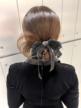 アールプラス 新宿(ar+) 【新宿駅/新宿三丁目/ヘアセット/カチモリヘア/お呼ばれヘア】