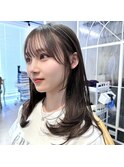 薄め前髪顔まわりレイヤーカットシースルー前髪ハッシュカット