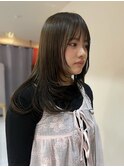 顔周りレイヤーカットシースルーバング