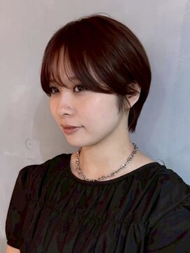 ディルト 代々木上原(DILT) クールハンサムショート大人女性丸みショートレッドブラウン