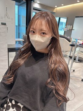 ステラバイケンジ(STELLA by KENJE) ハイライトで作るまろみベージュ