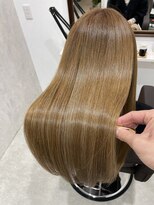 ラナ(Lana)&nbsp;【Lana】髪質改善　艶美髪　柔らかベージュ