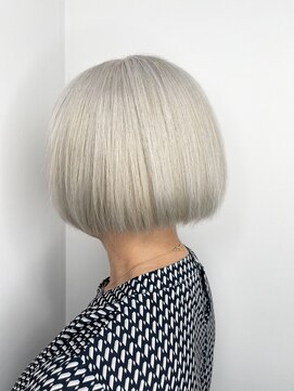 ニュート(Neut ) ショートボブ