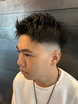 アップバング　黒髪　ビジネス　ツーブロック　20代/30代