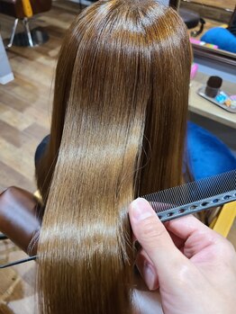 【円山/西18丁目】話題の髪質改善トリートメント導入サロン!!髪の内側から補修し毛先まで潤う美艶ヘアに◎