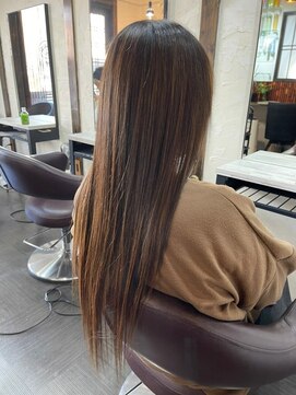 アクアマリン8810 ハチハチイチゼロ(AQUA MARINE 8810) インナーグレージュ/マチルダボブ/前髪/ピンクベージュ/北習志野