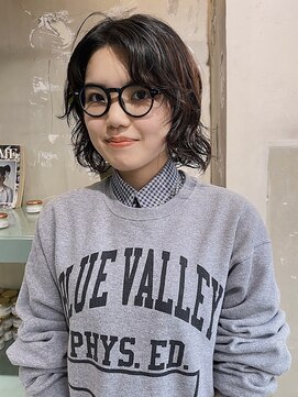 ロジ(loji) 伸ばしかけのボブパーマ