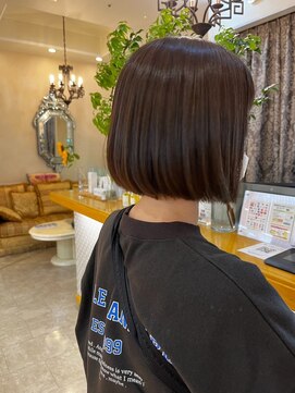 シャンプーボーイ セントラル 博多(SHAMPOO BOY central) ぱつっとボブ