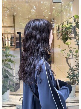 シアン 矢場町店(CYAN.) ウェーブヘア×大人ロング