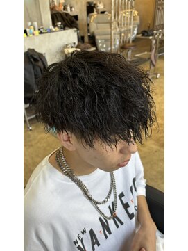 ルーメン 岐阜(ROOO MEN) メンズ前下りマッシュカットツイストスパイラルパーマ