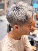 フェード　シルバー　アップバング　ベリーショート