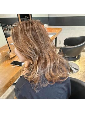 エフパレードシーサイド(F.PARADE seaside) 大人サーフガールスタイル