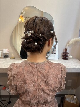 ミラ(Mila) お呼ばれアップヘア