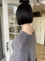 ケイリー(KAYLEE)&nbsp;ボブ　ネイビーカラー