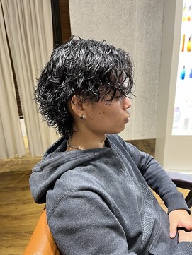 アウラ 近鉄八尾駅前店(Aura) 波巻き＆ツイスパ