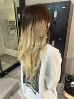 アイリー 名古屋(A/LEE)&nbsp;グラデーションカラー/ルーツカラー/ブロンドヘア