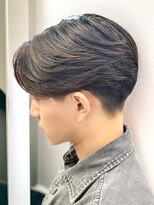 ビッケメンズヘア(Vicke Men's hair) 刈り上げセンターパートフェザーパーマニュアンスパーマ韓国