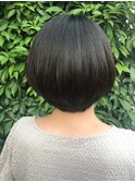 ショートボブ