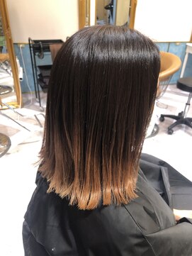 ロンドアベニール 北千住(Lond avenir) 切りっぱなしグラデーションカラー 担当namie