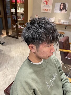 リー ヴィータ 上新庄(Lee Vita) メンズ　ソフトツイスト