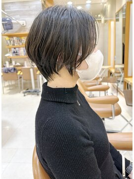 モリオ フロム ロンドン サッポロファクトリー店(morio FROM LONDON) 【morio札幌】札幌ショート 大人かわいい暗髪丸みショートボブ