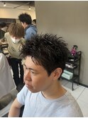 スパイキーショートボックスショートフェードカットメンズカット