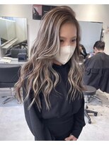 キング 枚方店(K!ng)&nbsp;【枚方、高槻、梅田】ホワイトハイライト