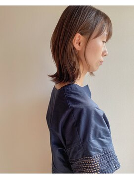 ツイギー 宮西店(TWiGGY) ミディアムのレイヤースタイル