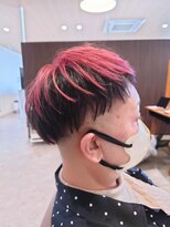 ビスポーク(BESPOKE)&nbsp;アシンメトリーデザインが個性的◎レディースフェードショート